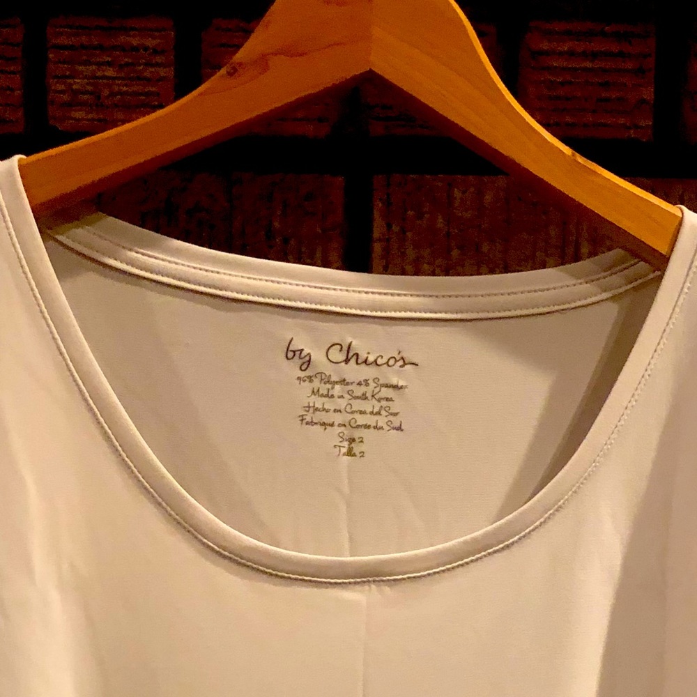 Off white short sleeve shirt